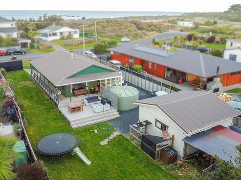 18 Palmer Place, Taieri Mouth