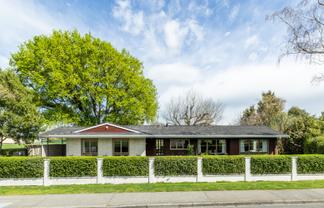 210 Frimley Road, Frimley