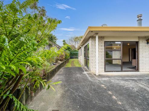 2/12 Penrhyn Place, Mount Maunganui