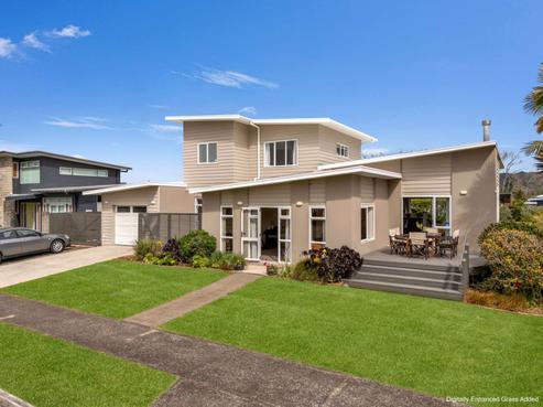 18 Pacific Place, Whitianga