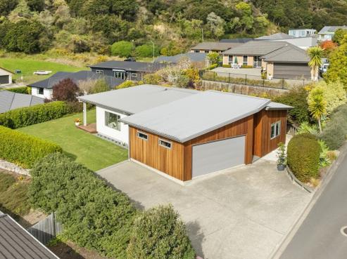 5 Bristol Lane, Atawhai