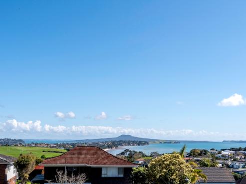 12 Copperfield Terrace, Mellons Bay