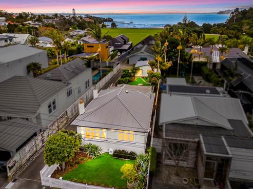 28 Edgars Road, Westmere