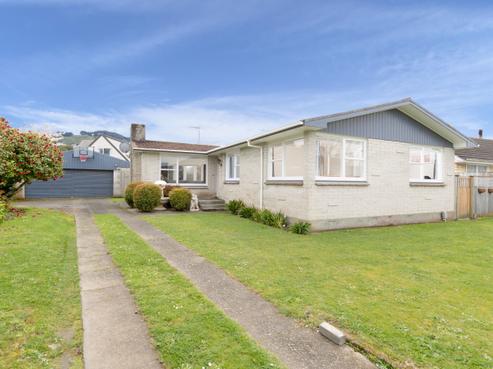 44 Longfellow Street, Trentham