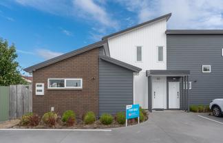 5/7 Burrows Place, Frankton