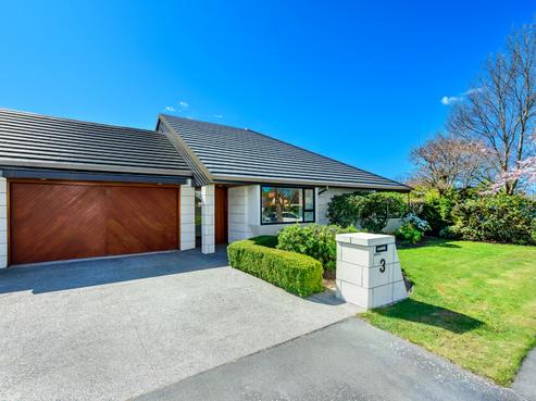 3 Harlech Mews, Avonhead
