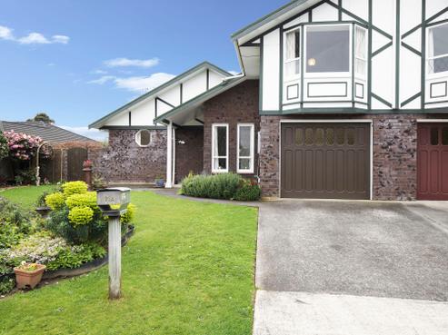 11A Arthur Grove, Waikanae