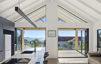 2D Vipond Road, Stanmore Bay