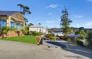 2D Vipond Road, Stanmore Bay