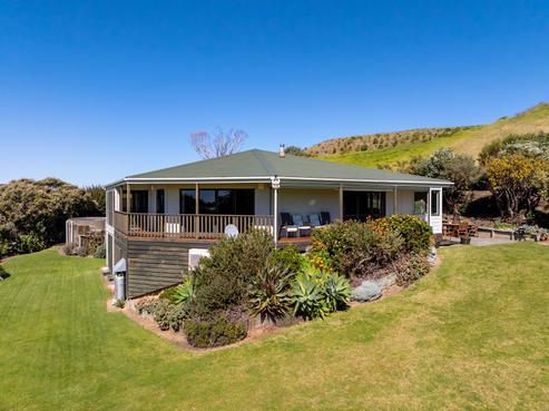 24 Palm Parade, Riversdale Beach