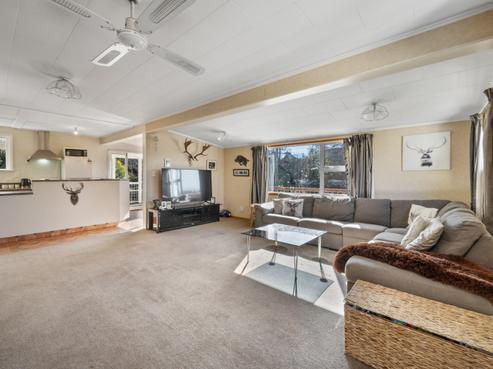 9 Strode Avenue, Naseby