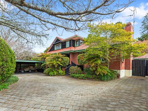 221 Grange Road, Otumoetai