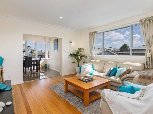 1607 Great North Road, Waterview