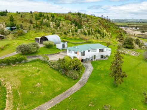 280 Kaipara Coast Highway, Helensville