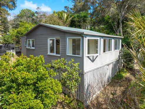 14 Sea View Road, Ostend