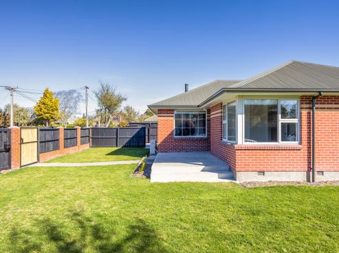 5A Rossiter Avenue, Redwood