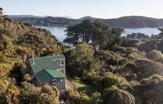 66 Leask Bay Road, Stewart Island