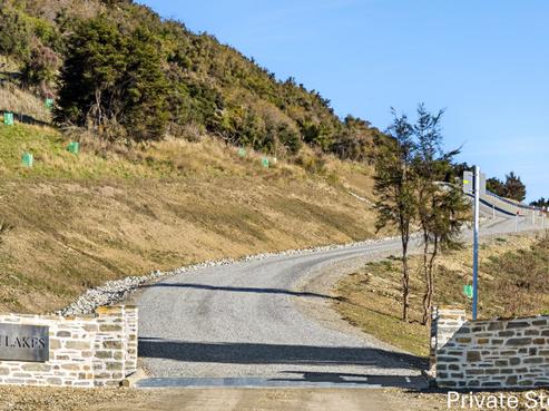 143 Rocky Ridge Drive, Luggate