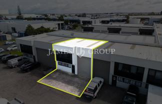 Well-Presented Industrial Unit in Prime Wiri Spot