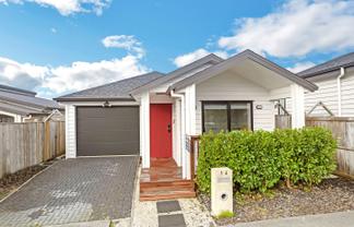 14 Noia Way , Drury