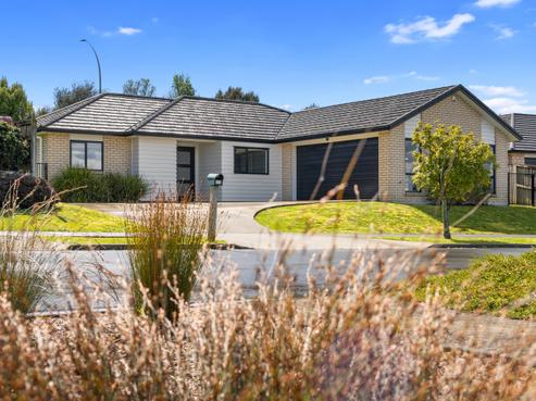 14 Patatee Terrace, Baverstock