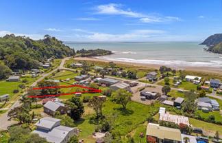 13 Makahuri Place, Hicks Bay