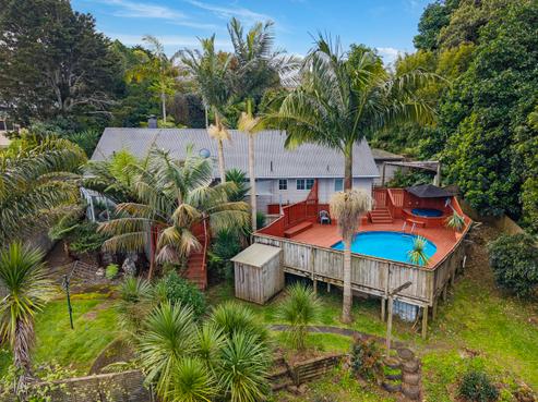 32 Clark Road, Kamo