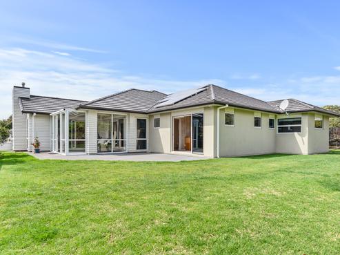 11 Portland Drive, Mangorei