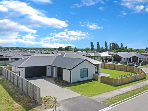 2 Orwell Way, Elgin