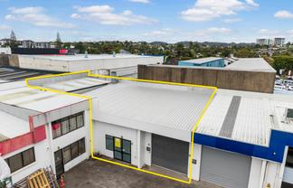 RENT REDUCED - SECURE INDUSTRIAL UNIT