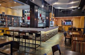 For Lease – Prime Turnkey Bar & Restaurant