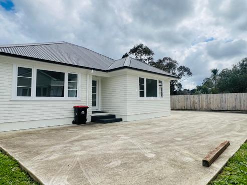 1299 Rings Road, Coromandel