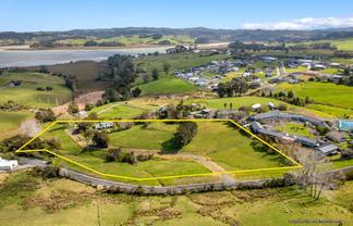 30 Goodall Road, Snells Beach