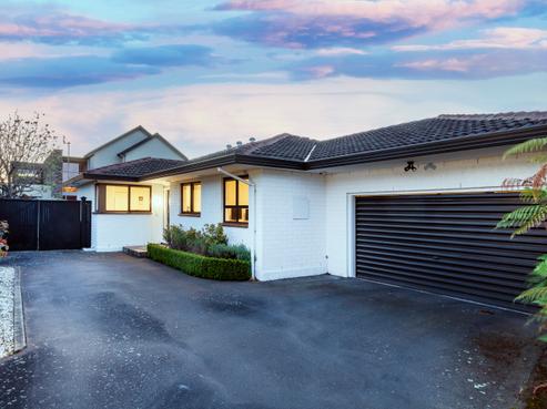 2/73 Winchester Street, Merivale