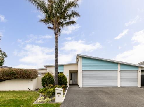 41 Tasman Drive, Poraiti
