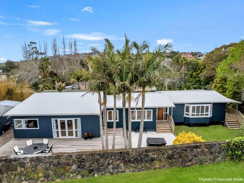 1 Melia Place, Stanmore Bay