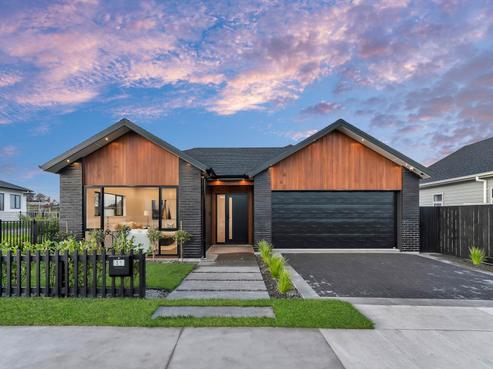 51 Tipu Crescent, Wainui