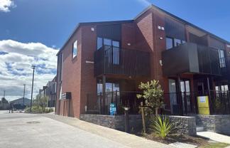 10 & 12 Humphreys Place, Mangere