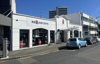 Modern Profile Retail/Office on Moray Place