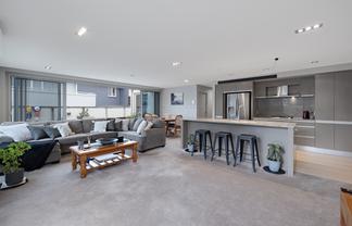 3/11 The Mall, Mount Maunganui