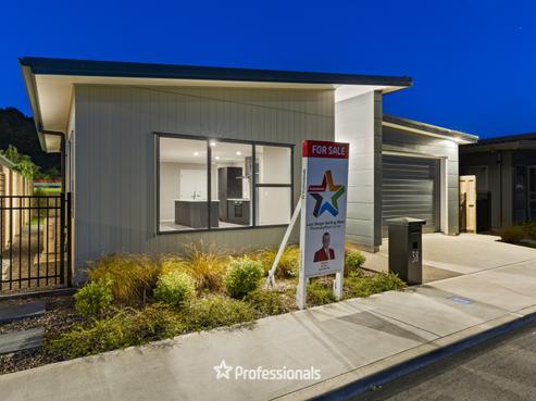 38 Harry Martin Lane, Wainuiomata
