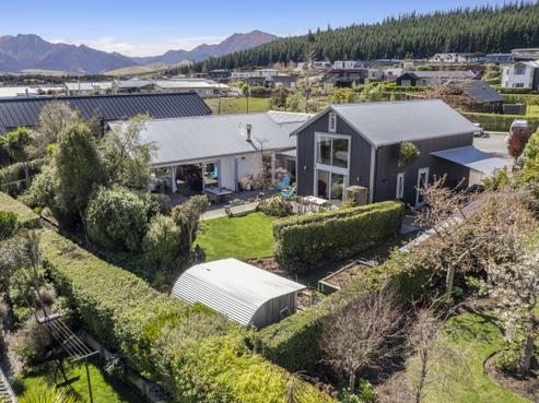 19 Infinity Drive, Wanaka