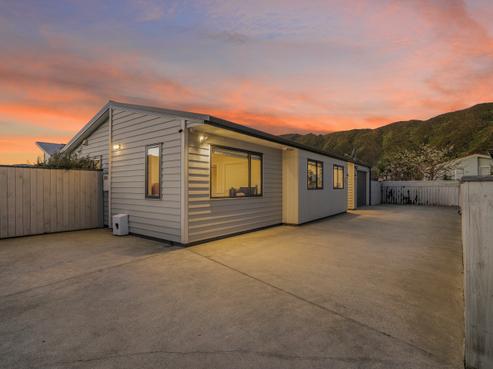 31 Fraser Colman Grove, Wainuiomata