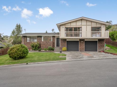 11 Pioneer Grove, Silverstream