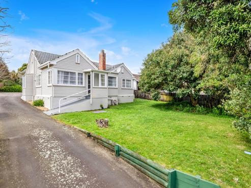 2/14 Great South Road, Manurewa