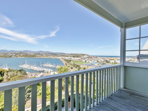 111 Overtoun Terrace, Hataitai