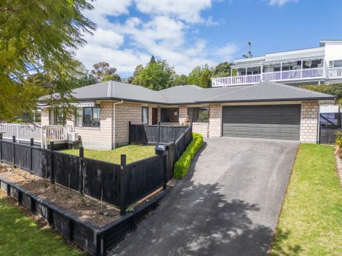 18 Discovery Avenue, Welcome Bay
