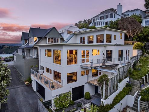 76 The Crescent, Roseneath