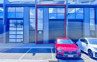 Brand new warehouse in Mount Wellington