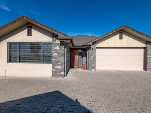 64D Iles Road, Lynmore